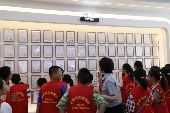 斯派特激光 斯派特激光