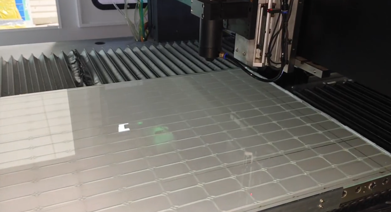 CO?激光熱應力誘導裂片 CO?激光熱應力誘導裂片