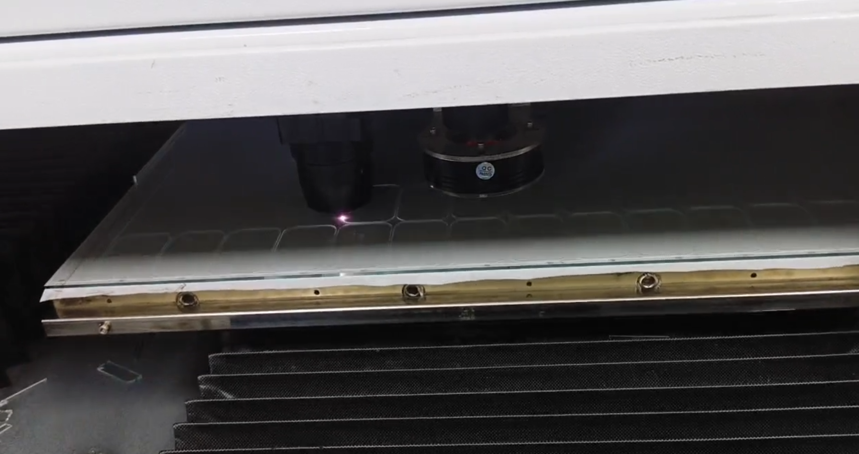 皮秒超快激光切割 皮秒超快激光切割